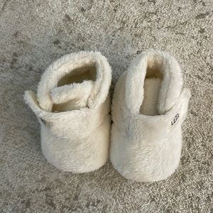 Ugg baby booties